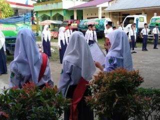 PD Al Washliyah Kota Medan meminta PDAM Tirtanadi Sumut bertanggungjawab atas keberadaan mobil tinja yang diparkirkan di lingkungan Sekolah Al Washliyah Jl. Mabar Medan.