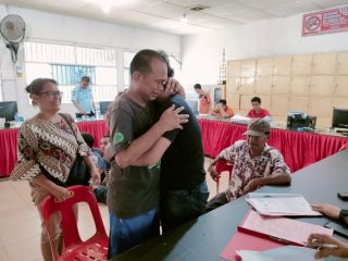Kala Andre Meliala Menangis di Pelukan Maaf Ayah..