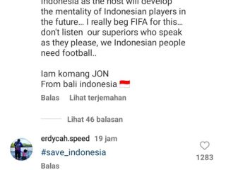 Warganet terpantau mengungkapkan rasa kecewa mereka dengan membanjiri kolom komentar tiga postingan terakhir di dua akun Instagram resmi FIFA
