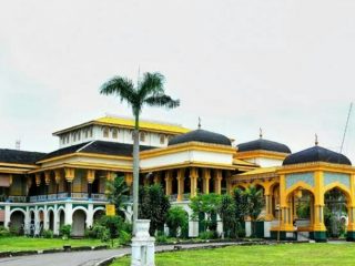 Istana Maimun di Medan, Sumatera Utara