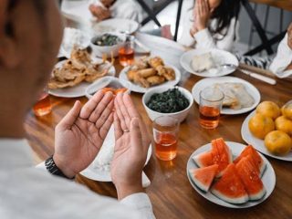 Kesehatan merupakan faktor penting agar dapat menjalankan ibadah puasa Ramadan sebulan penuh.