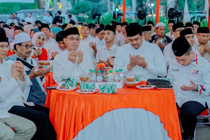 Walikota Medan, Bobby Nasution menghadiri buka puasa bersama di Kantor DPD Gerindra Sumut, Jalan Jendral Sudirman Medan, Sabtu (8/4/2023).
