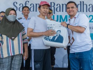 PT Indonesia Asahan Aluminium (Inalum) persero melakukan aksi jual sembako murah dan pameran UMKM binaan Inalum di Kota Tangerang.