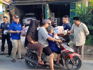 Lembaga Perlindungan Anak (LPA) Kelompok Kerja (Pokja) Kecamatan Sunggal Kabupaten Deli Serdang menggelar bakti sosial dan membagikan takjil di Kecamatan Sunggal, Minggu (9/4/2023).