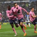 Pemain Everton, Dwight McNeill (7) merayakan golnya ke gawang Brighton. McNeill mencetak brace di laga yang membuat Everton sementara keluar dari zona degradasi Liga Primer Inggris.(kaldera/HO)