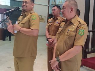 Walikota Medan memberhentikan Dirut PD Pembangunan Kota Medan, Gerald Partogi Siahaan. Pemberhentian ini akibat kinerjanya yang tidak maksimal.
