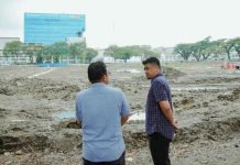 Walikota Medan, Bobby Afif Nasution saat meninjau pengerjaan revitalisasi Lapangan Merdeka Medan beberapa waktu lalu