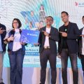 (Ki-Ka) Group Head – Regional Enterprise Account XL Axiata, R Wicaksono (paling kiri), Group Head XL Axiata - West Region, Desy Sari Dewi, Group Head – Enterprise Product & Marketing XL Axiata, Sharif Lukman Mahfoedz, dan COO Majoo Indonesia, Audia Harahap (kedua dari kanan) saat XL Axiata Business Solutions memperkenalkan XL SATU BIZ kepada pelaku UKM di Kota Medan, Kamis (25/5/2023).(kaldera/HO)