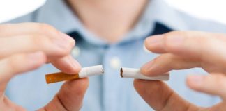Banyak bahan kimia ada dalam rokok, salah satunya adalah tar. Mengutip Cancer Research UK, kandungan tar yang sedikit saja dalam rokok tetap memiliki efek samping berbahaya untuk kesehatan.