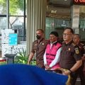 Kejaksaan Agung (Kejagung) menetapkan Menteri Komunikasi dan Informatika Johnny G Plate sebagai tersangka kasus dugaan korupsi proyek BTS