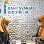 Rapat Umum Pemegang Saham Terbatas (RUPST) PT Bank Syariah Indonesia Tbk (BSI) merombak jajaran direksi dan komisaris pada Senin (22/5).