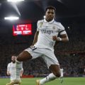 Real Madrid berhasil menjadi juara Copa del Rey 2022/2023 usai mengalahkan Osasuna 2-1 di final, Minggu (7/5) dini hari WIB.