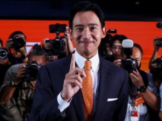 Calon perdana menteri Thailand dari Partai Move Forward (MFP), Pita Limjaroenrat, mengumumkan kesiapan untuk membentuk koalisi pemerintahan dengan partai-partai lain setelah memenangkan pemilu.