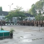 Kepala Kejaksaan Tinggi Sumatera Utara (Kajati Sumut) Idianto, SH, MH memimpin upacara peringatan Hari Lahir Pancasila yang ke-78 di halaman kantor Kejati Sumut Jalan AH Nasution Medan, Kamis (1/6/2023).