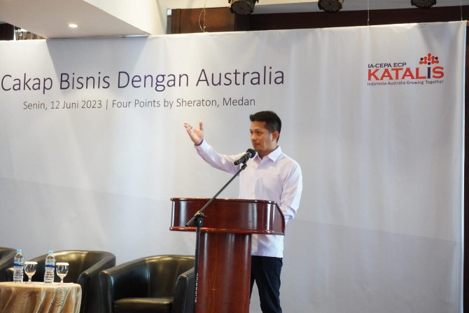 Ketua Kadin Sumut Firsal Ferial Mutyara saat berbicara di acara cakap bisnis dengan Australia di Hotel Four Point Medan, kemarin
