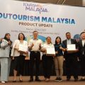 Sedikitnya 400 universitas (perguruan tinggi) di Malaysia siap menampung lulusan yang akan melanjutkan pendidikan di negara tetangga tersebut pada strata S1 (sarjana), S2 (magister) dan program S3 (doktor).