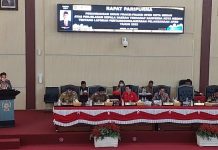 Anggota DPRD Medan, Hendra DS saat menyampaikan pemasangan umum fraksinya, Senin (19/6/2023)