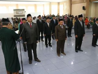 Rektor UINSU Lantik Dua Perempuan jadi Dekan, Tiga Guru Besar Isi Wakil Rektor