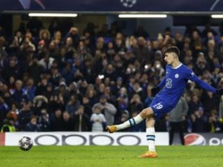 Arsenal resmi mendatangkan Kai Havertz dari Chelsea dan dikabarkan bakal segera mendapatkan tanda tangan Declan Rice.