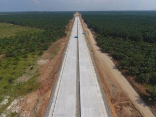 Pembangunan tol terus dikebut pemerintahan Presiden Joko Widodo (Jokowi). Hingga akhir tahun ini ada 13 ruas tol yang bakal selesai pembangunannya dan dioperasikan.