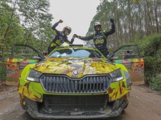 Wakil Gubernur Sumut Musa Rajekshah (Ijeck) menjadi juara umum KFC Danau Toba Rally 2023. Ijeck yang merupakan pereli tuan ruamh jadi juara usai dua leg rally berakhir.