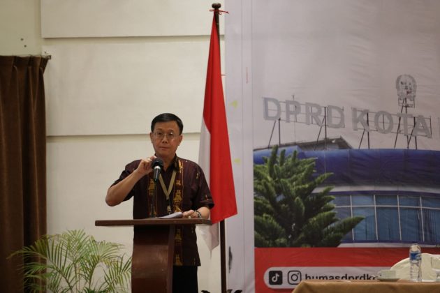 Ketua DPRD Medan, Hasyim sedang memberikan sambutan