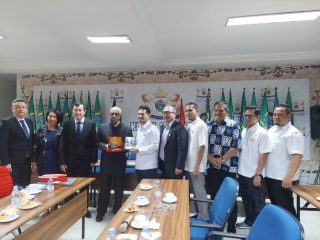 Untuk mendorong percepatan investasi di Sumatera Utara, Kadin Sumut sepanjang Rabu, (12/6/2023), melakukan penandantangan MoU dengan investor Malaysia yang tergabung dalam Pensutra dan satu lagi dengan China Silk Route Business Chamber (jalur sutra lintas negara).