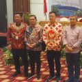 Pimpinan DPRD Medan berfoto bersama dengan Sekda Kota Medan