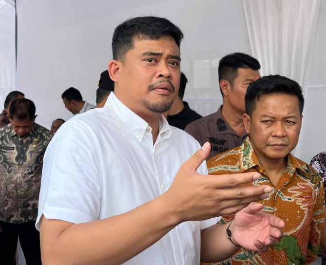 Walikota Medan, Bobby Nasution bersama Rektor USU, Muryanto Amin