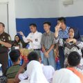 Program Jaksa Masuk Sekolah yang dikolaborasikan dengan acara Jaksa Daring melakukan penyuluhan hukum dan live IG langsung dari Sekolah Luar Biasa (SLB) E Negeri Pembina Medan di Jalan Guru Sinomba Helbetia Timur, Kecamatan Helvetia Medan, Kamis (27/7/2023) dengan mengusung tema "Jaksa Peduli Disabilitas.