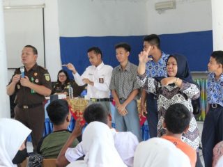 Jaksa Peduli Disabilitas, Kejati Sumut Penyuluhan di SLB E Negeri Pembina