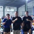 Ketua KORMI Sumut Baharuddin Siagian (tengah) berfoto bersama Mitro (pegiat ASTA Sumut) dan Kelana (pegiat ASTA Jabar) usai pertandingan yang dimenangkan Mitro, kemarin. (kaldera/HO)