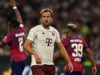 H Kane saat tampil pertama kali berseragam B Muenchen
