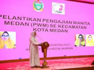 Ketua Tim Penggerak Pemberdayaan Kesejahteraan Keluarga (TP PKK) Sumut Nawal Lubis mengatakan peran wanita sangat dibutuhkan oleh pemerintah dalam mengatasi permasalahan sosial masyarakat.
