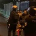 Polrestabes Medan menangkap 7 remaja yang tergabung dalam geng motor di Jalan Karya Dame, Kota Medan. Para remaja itu diamankan saat hendak tawuran dan membawa senjata tajam.
