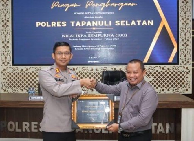 Kepolisian Resort Tapanuli Selatan (Tapsel) mendapat penghargaan dari Kementerian Keuangan Dirjen Perbendaharan melalui Kantor Pelayanan Perbendaharaan Negara (KPPN) Padangsidimpuan dengan kategori sangat baik.
