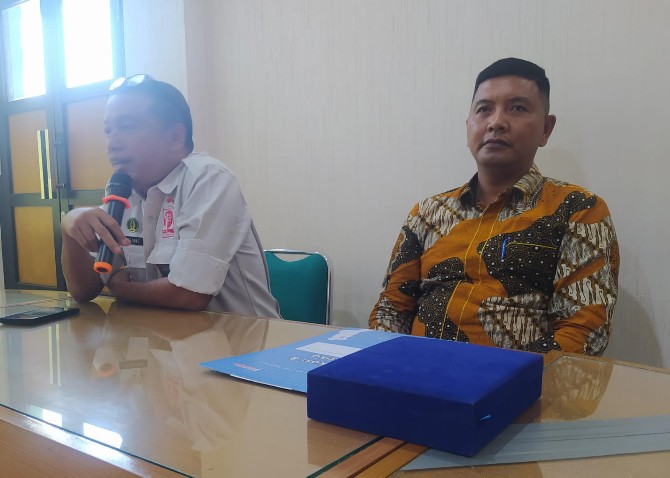 Kadis Kominfo Yogyakarta, Trihastono bersama perwakilan Dinas Kominfo Kota Medan