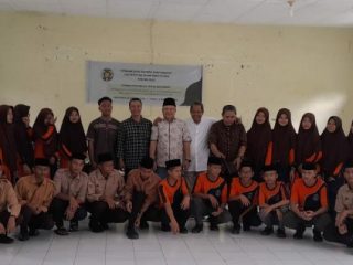 Lembaga Pengabdian Masyarakat Universitas Sumatera Utara melaksanakan pengabdian kepada masyarakat di Pondok Pesantren Ulumul Qur’an Kwala Bingai Stabat Kabupaten Langkat dengan tema “Peningkatan Keterampilan Santri Melalui Pengembangan Life Skill sebagai Upaya Pengembangan Potensi Diri”.
