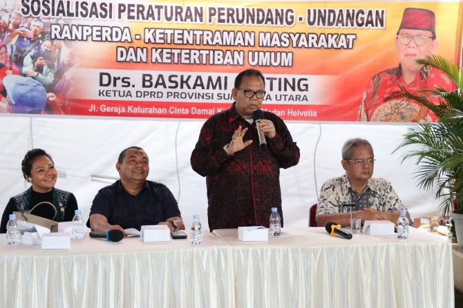 Ketua DPRD Sumatera Utara Baskami Ginting mengajak segenap warga Kelurahan Cinta Damai, Kecamatan Medan Helvetia untuk kompak menjaga lingkungan dari peredaran narkoba.
