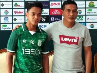 Pelatih PSMS Medan, Ridwan Saragih dan Pemain PSMS Medan, Putra Chaniago