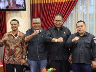 Teks Foto: Ketua DPRD Sumut Baskami Ginting saat menerima audiensi Komisioner Bawaslu Sumut, beberapa waktu lalu.