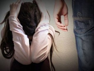 Seorang pencuri bersenjata tajam berinisial DA (25) menyekap dan mencabuli pelajar inisial S (18) di Kabupaten Serdang Bedagai, Sumatera Utara (Sumut).