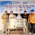 Lembaga Penelitian dan Pengabdian Kepada Masyarakat (LPPM) Universitas Negeri Medan (Unimed) dengan tim pelaksana yang terdiri dari Ketua Pasca Dwi Putra, S.E., M.Si., bersama anggota Muhammad Edwin Fransiari, M.K.M., Roza Thohiri, S.E., M.Si., dan mahasiswa melalui Program Kemitraan Masyarakat (PKM) melakukan kegiatan pendampingan manajemen usaha, manajemen keuangan, manajemen pemasaran dan manajemen produksi kepada mitra UMKM Chicken Pok Pok.