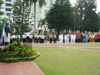 Upacara Peringatan Hari Sumpah Pemuda di Halaman Balai Kota Medan