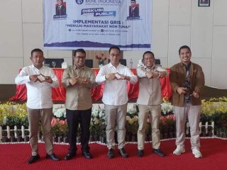 Bank Indonesia (BI) bersama anggota Komisi XI DPR RI Gus Irawan Pasaribu menggelar Diskusi Publik bersama masyarakat Kabupaten Padang Lawas Utara di Hall Hotel Sapadia, Sabtu (21/10/2023).