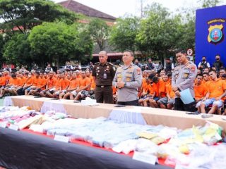 Kapolda sumut, Irjend Pol Agung Setya saat melakukan paparan di Mapoldasu
