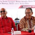 Ketua DPRD Sumut Baskami Ginting (kanan) saat reses di Medan Barat.(kaldera/HO)