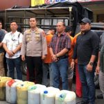 Direktorat Reserse Kriminal Polda Sumatera Utara bekerja sama dengan Polres Tapanuli Utara (Taput) meringkus lima pelaku penyelewengan bahan bakar minyak (BBM) bersubsidi jenis bio solar di Kabupaten Taput