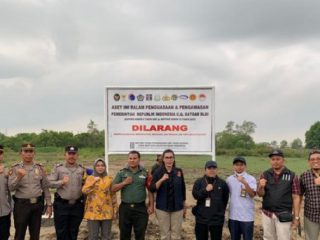 Satuan Tugas Penanganan Hak Tagih Negara Dana Bantuan Likuiditas Bank Indonesia (Satgas BLBI) menyita aset properti eks Bantuan Likuiditas Bank Indonesia (BLBI).