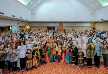 Bunda PAUD Kota Medan, Kahiyang Ayu bersama peserta sosialisasi